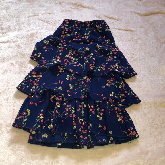 Charlotte Russe Brand Skirt - Picture 2 of 3